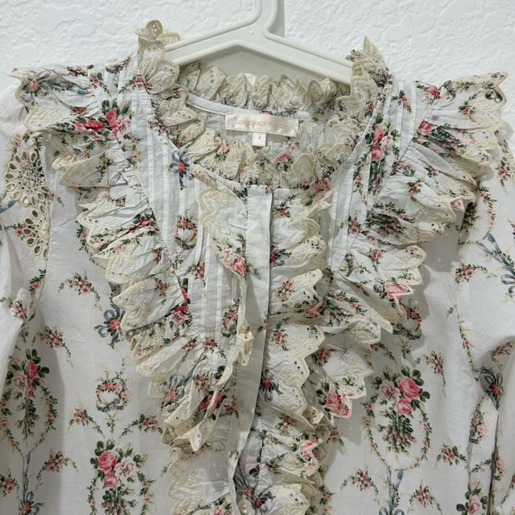 😊PRICE ⬇️
 LOVESHACK FANCY • White Long Sleeve Floral Blouse •size S • - Picture 2 of 9